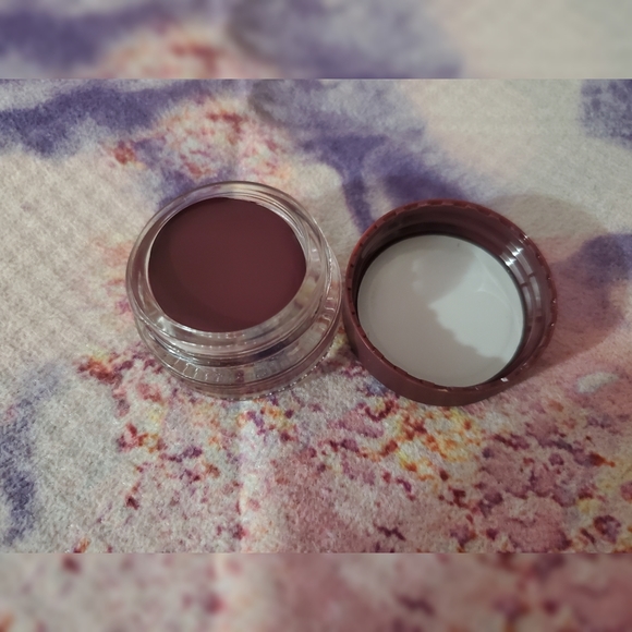 KVD Beauty Super Pomade *New* - Picture 3 of 3